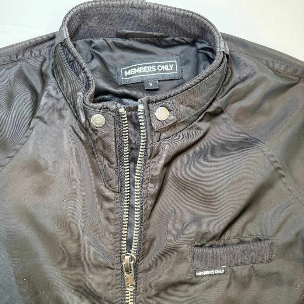 MEMBERS ONLY Classic Iconic Racer Black Satin Jacket Small